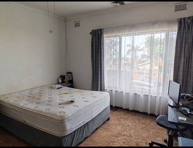 4 BEDROOM HOUSE FOR SALE IN GLENMORE